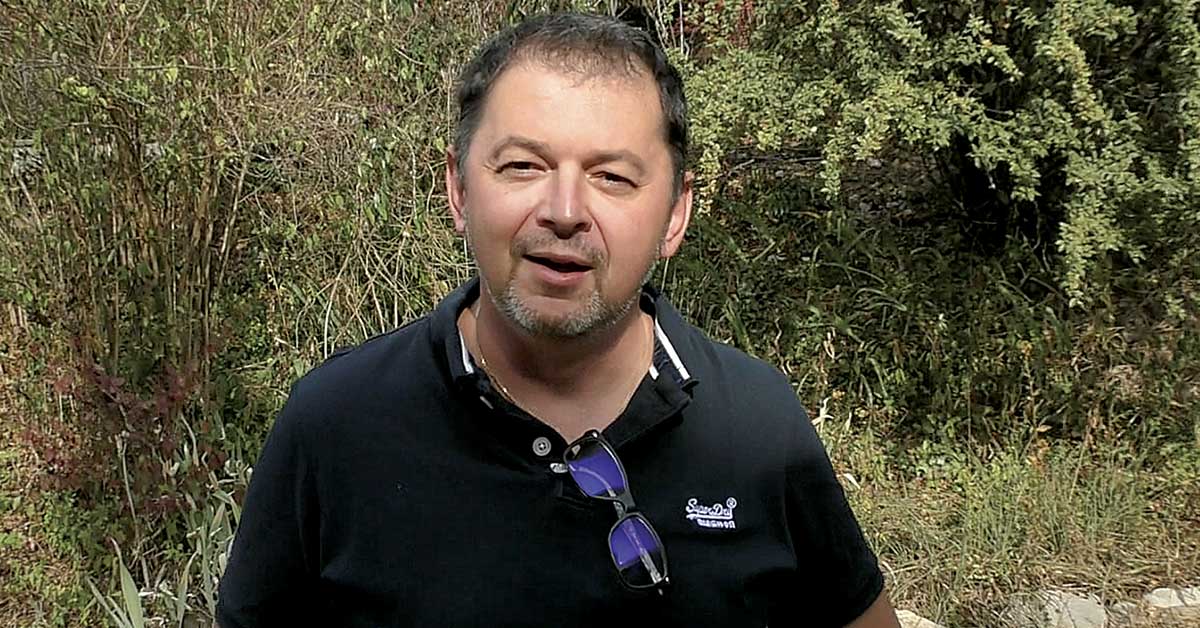 Pêches Sportives Vidéo n° 52 : 6 modèles de fourmis qui flottent, qui se voient et qui prennent