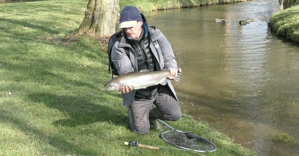 Pêches Sportives Vidéo n°66 : Approche technique de la pêche à la nymphe au fil posé