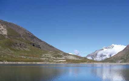 Le lac de la Sassière