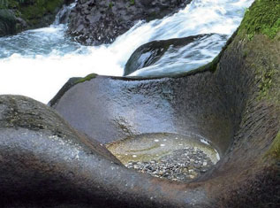 La Guyane face à l’orpaillage clandestin
