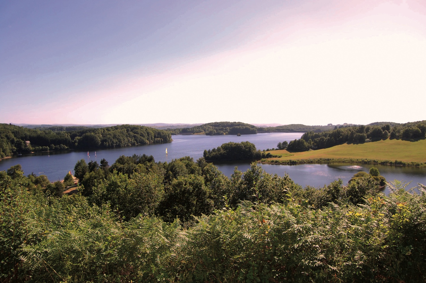Cantal : ouverture du Centre de pêche de Lastioulles